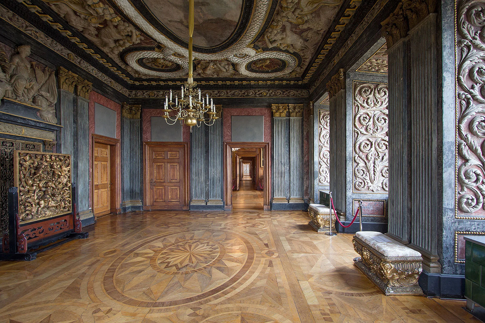 Entstehen, Bewahrung und Weitergabe zeremoniellen Wissens im 18. Jahrhundert am Beispiel des Gothaer Hofes